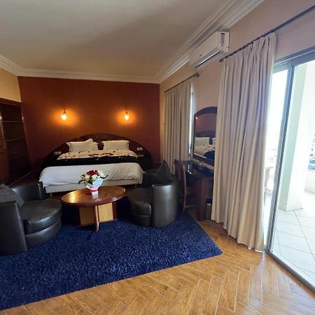 Hotel Malta Мекнес Экстерьер фото